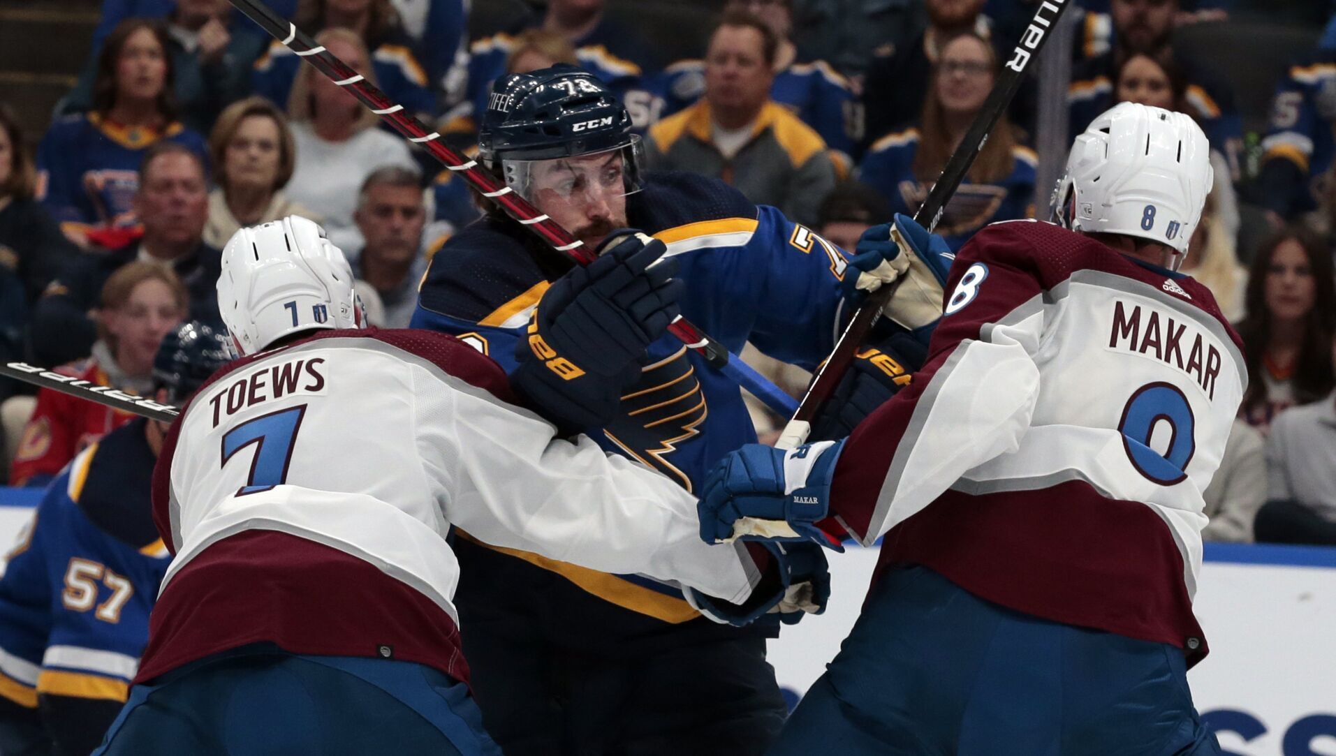 Blues host Avalanche in Game 4